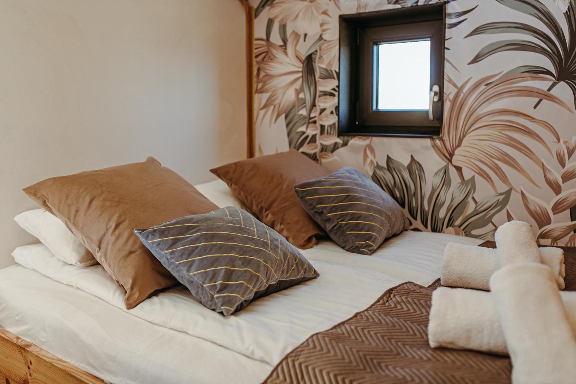 Herbals - Tree&Lake Houses With Bath, Sauna, Bikes, Motorboat Mielno  Room photo