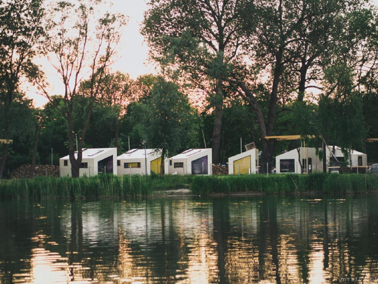 Herbals - Tree&Lake Houses With Bath, Sauna, Bikes, Motorboat Mielno  Exterior photo